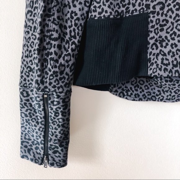 Express Jacket - size medium - animal print - Picture 8 of 9